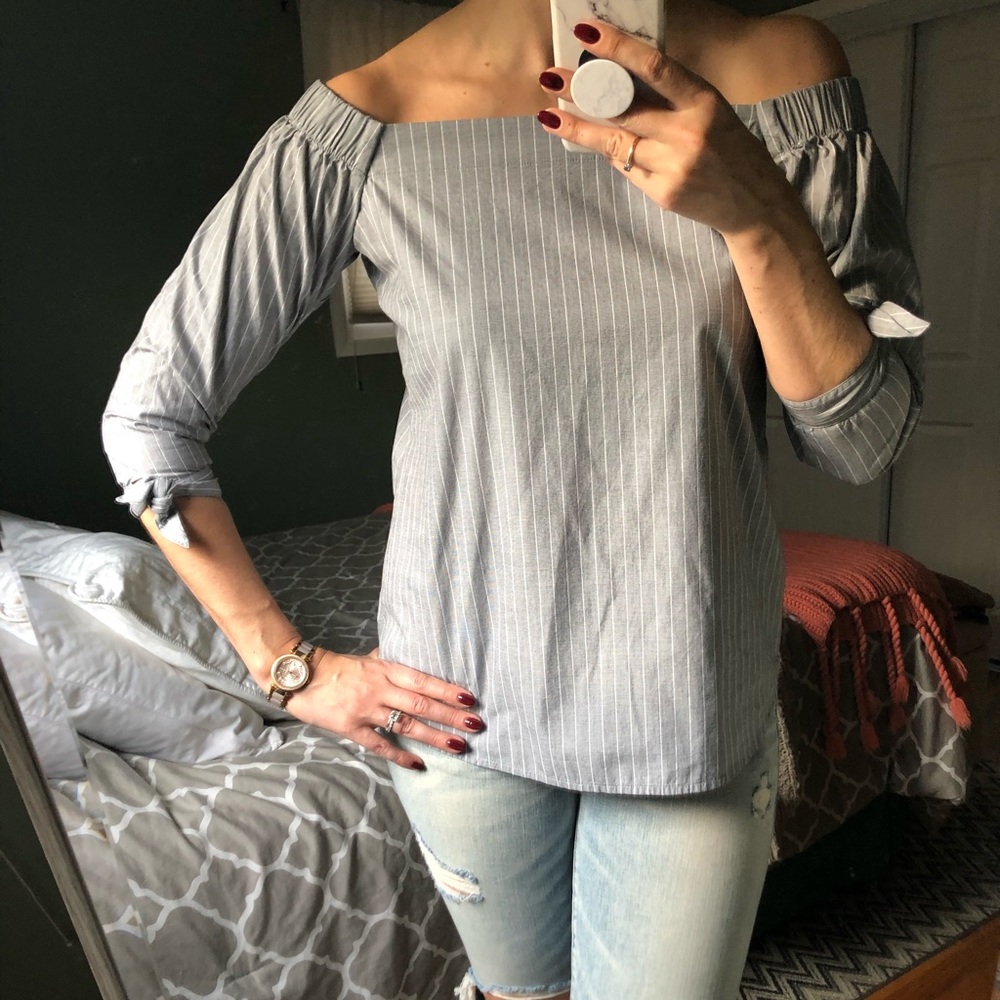 Banana Republic off the shoulder shirt